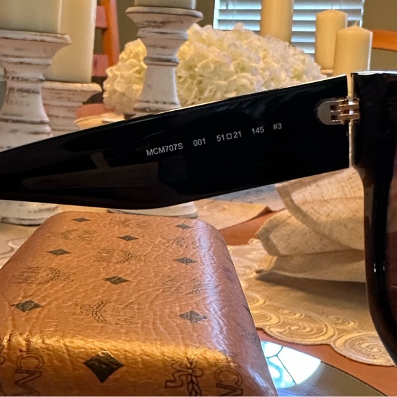 MCM sunglasses NWT! - Picture 6 of 9